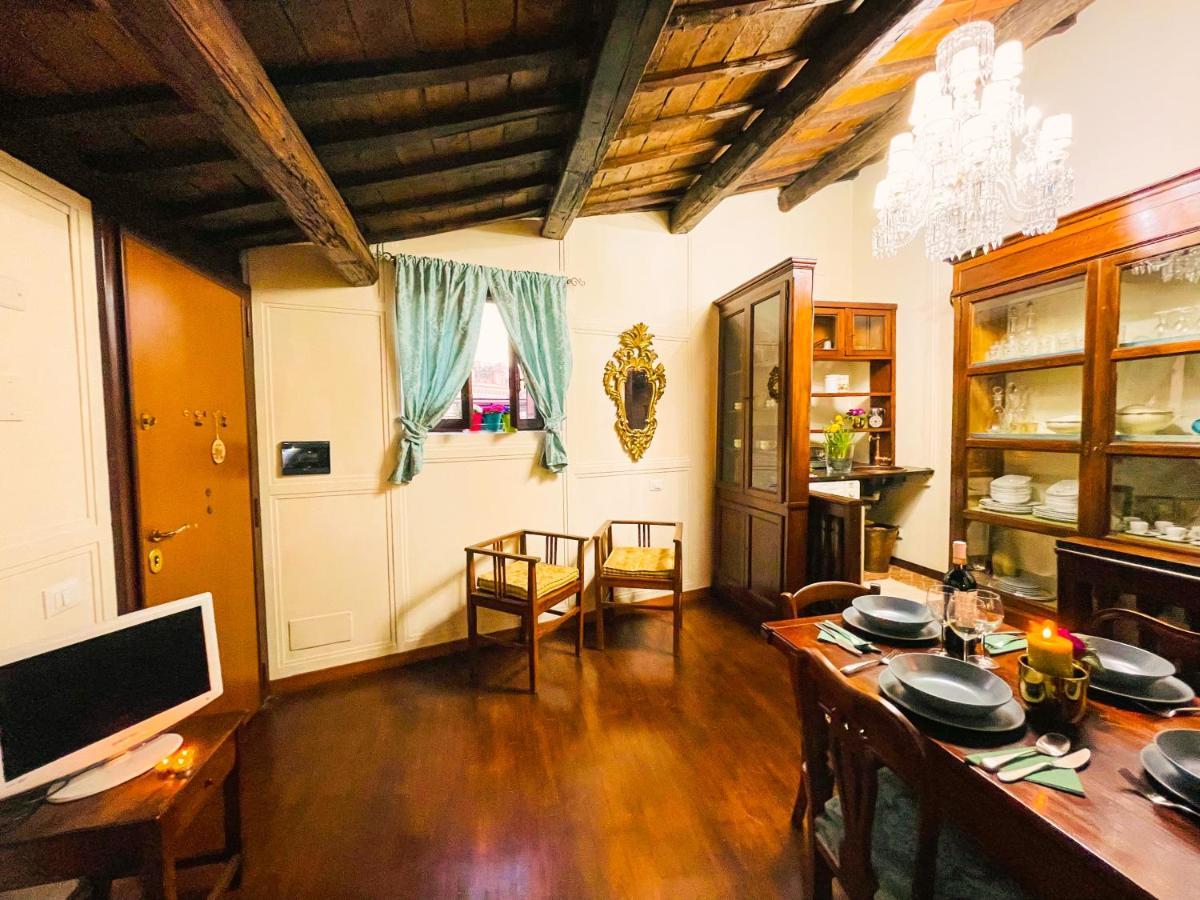 Piazza Venezia Lulus Home روما المظهر الخارجي الصورة